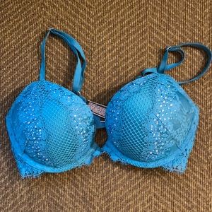 Victoria’s Secret Bombshell 34B